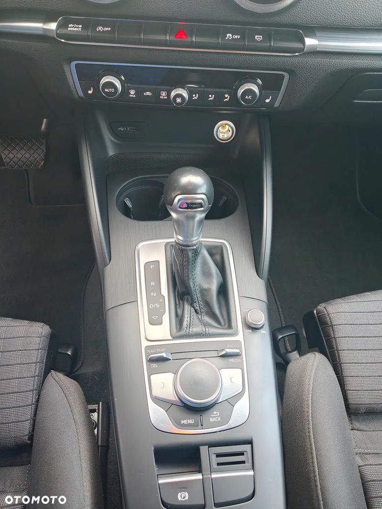 Audi A3 Sportback 35 TDI S tronic sport - 23