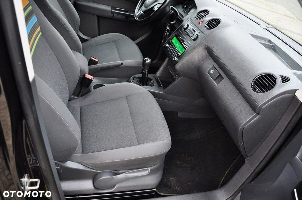 Volkswagen Caddy - 31