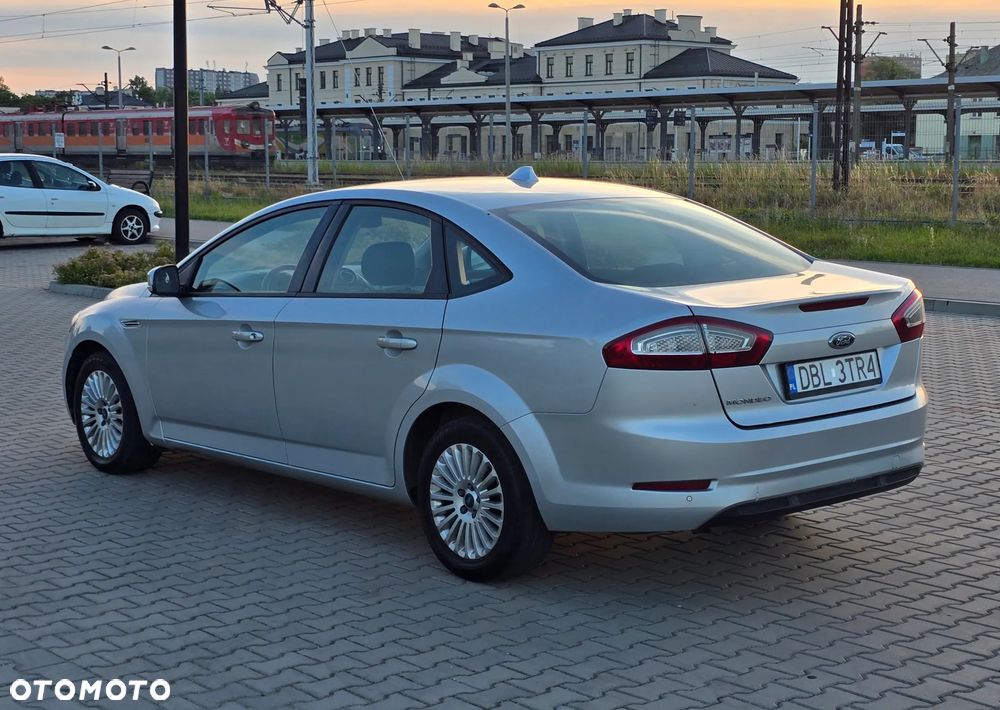 Ford Mondeo 2.0 TDCi Titanium - 5