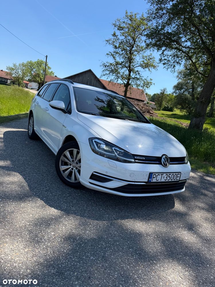 Volkswagen Golf 1.5 TSI BMT Comfortline - 1