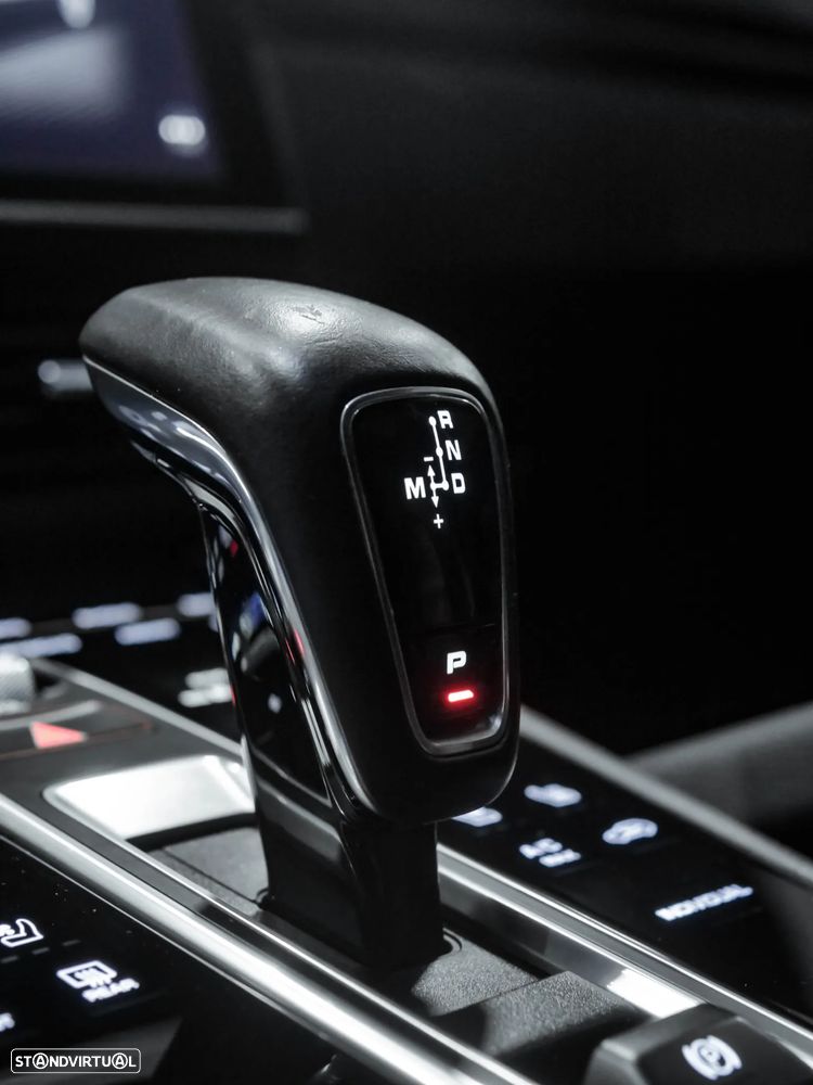 Porsche Cayenne E-Hybrid - 13