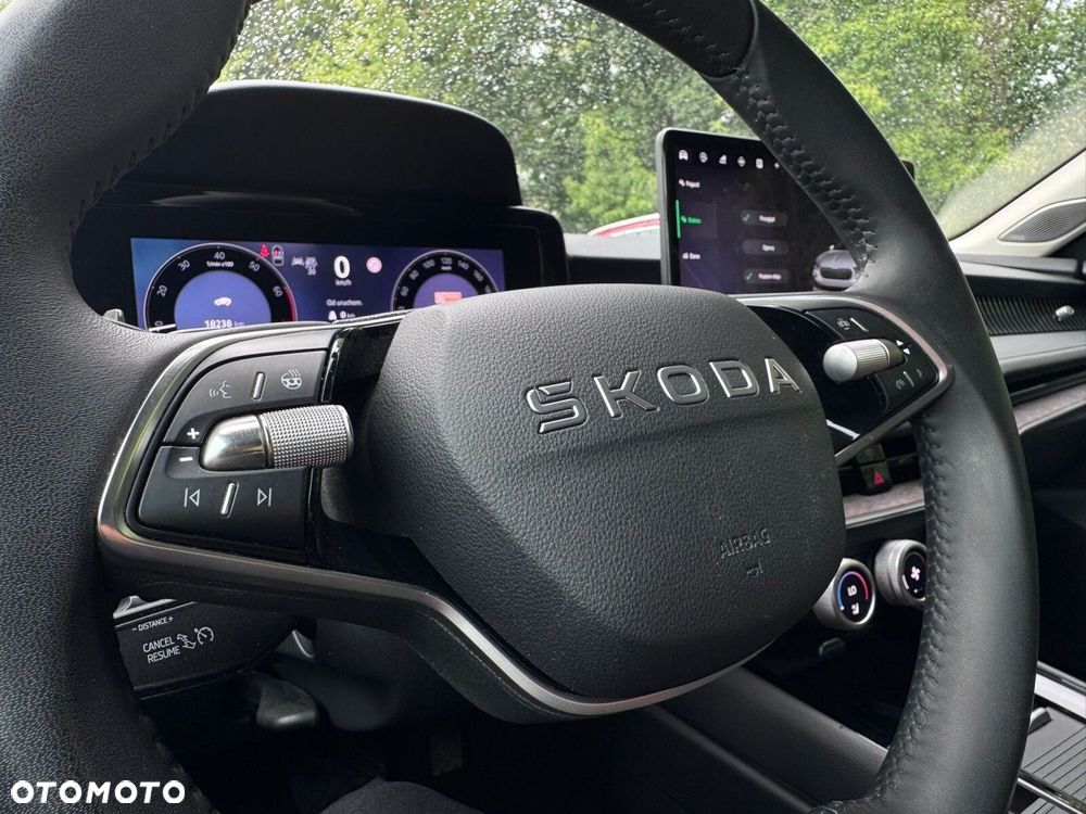 Skoda Superb 2.0 TSI L&K DSG - 11