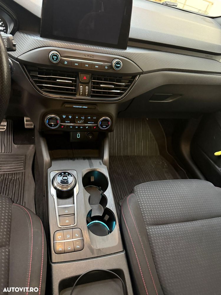 FORD Focus 2018 — imagine 6