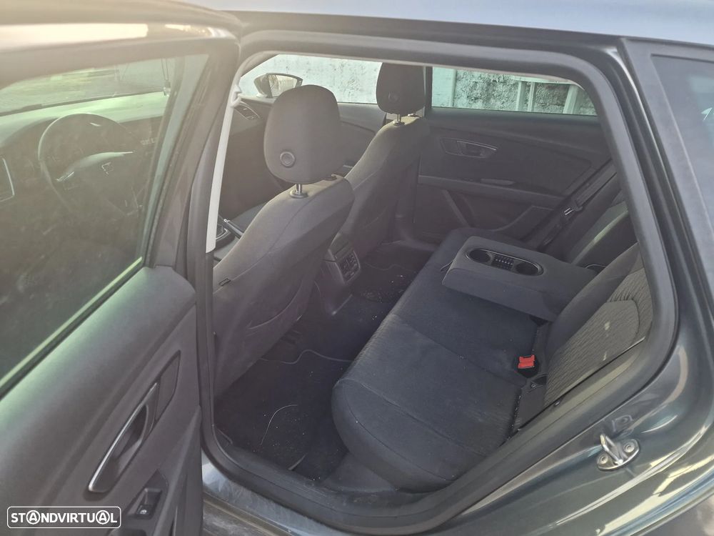 SEAT Leon ST 1.6 TDI Style Ecomotive - 9