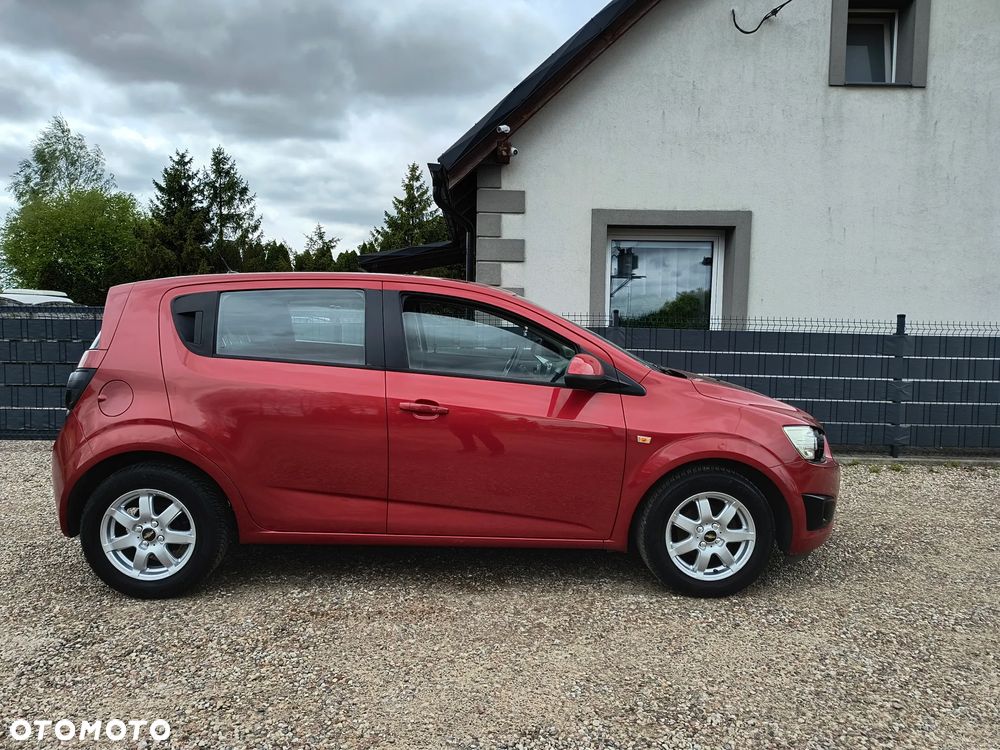 Chevrolet Aveo 1.2 LT - 4