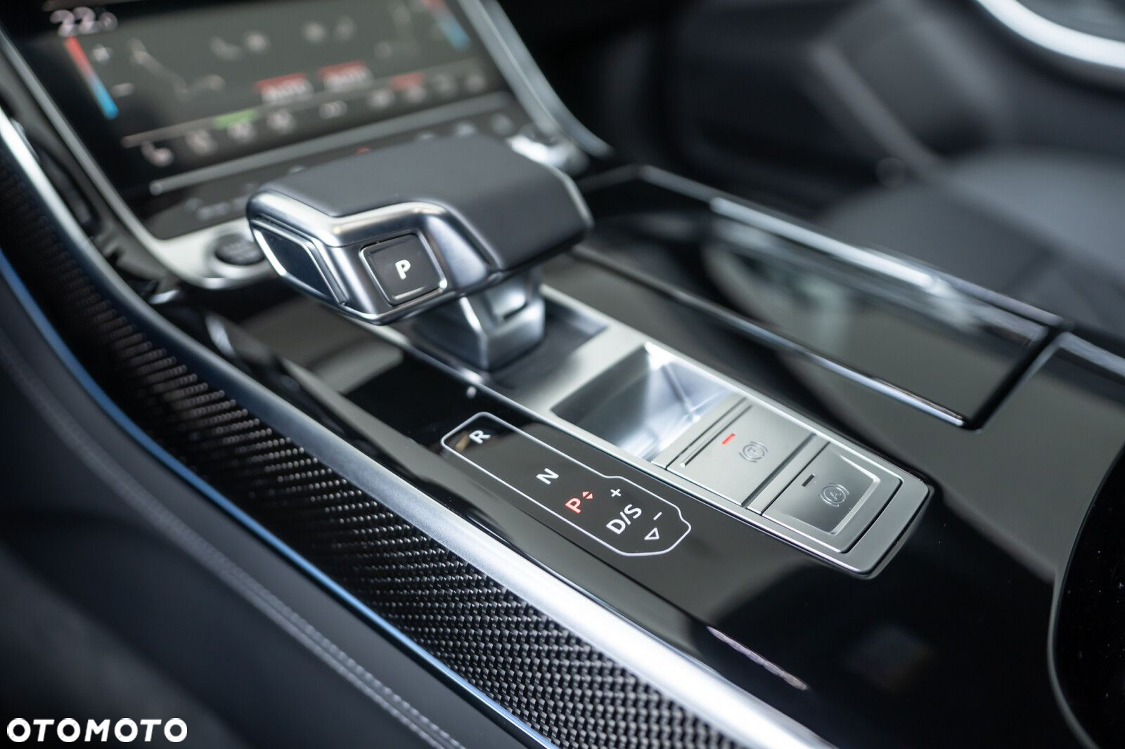 Audi A8 - 15