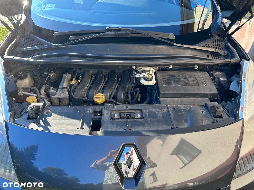 Renault Scenic 1.6 16V 110 Authentique - 13