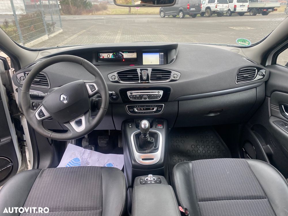 Renault Grand Scenic Energy dCi 130 Start & Stop Euro 6 Bose Edition - 8