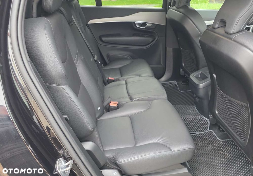 Volvo XC 90 - 27