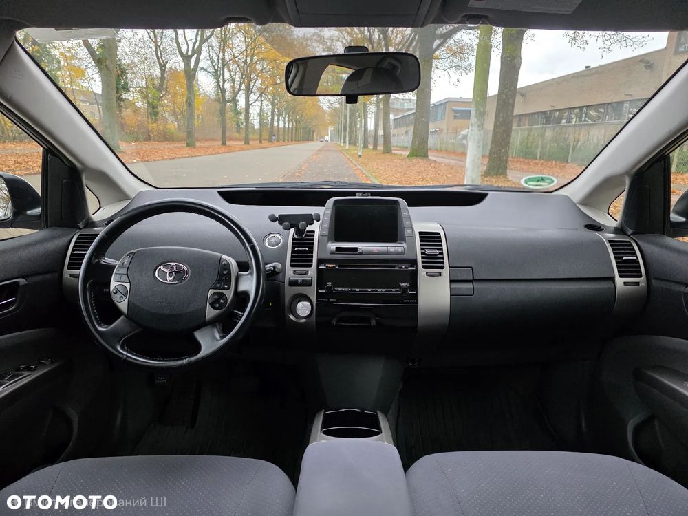 Toyota Prius 1.5 VVT-i Sol - 12