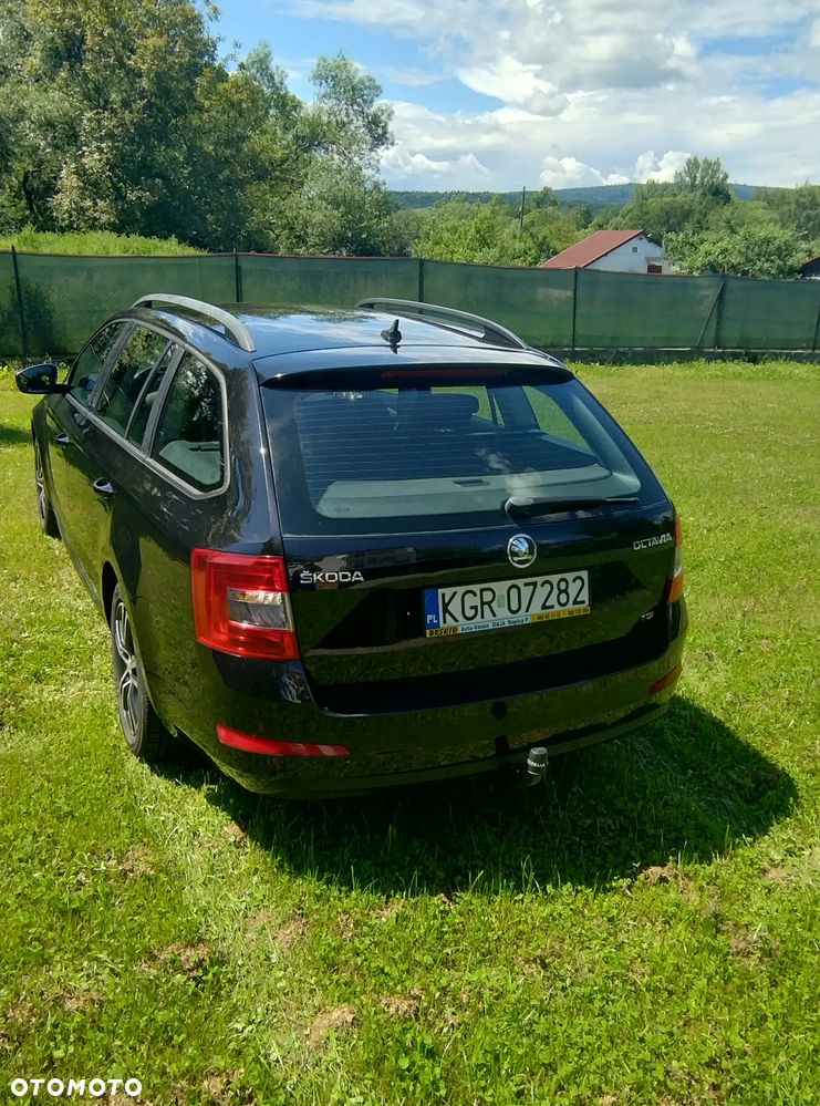 Skoda Octavia 2.0 TDI Ambition DSG - 4