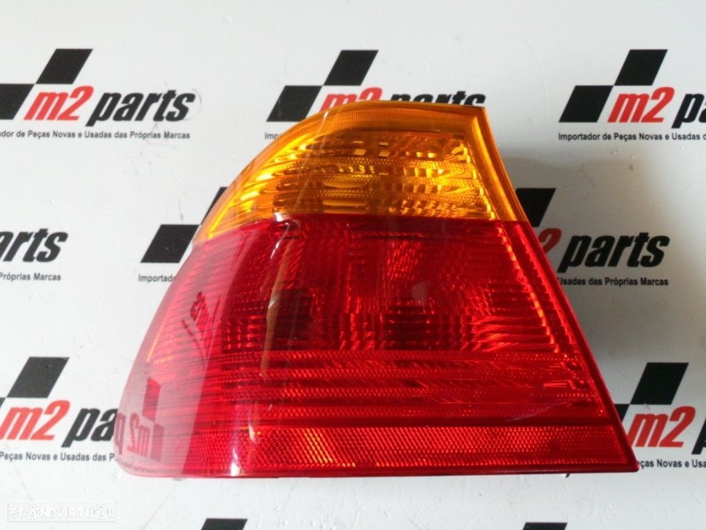 Farolim Carro Esquerdo/Trás Seminovo/ Original BMW Série 3 63218364921 - 1