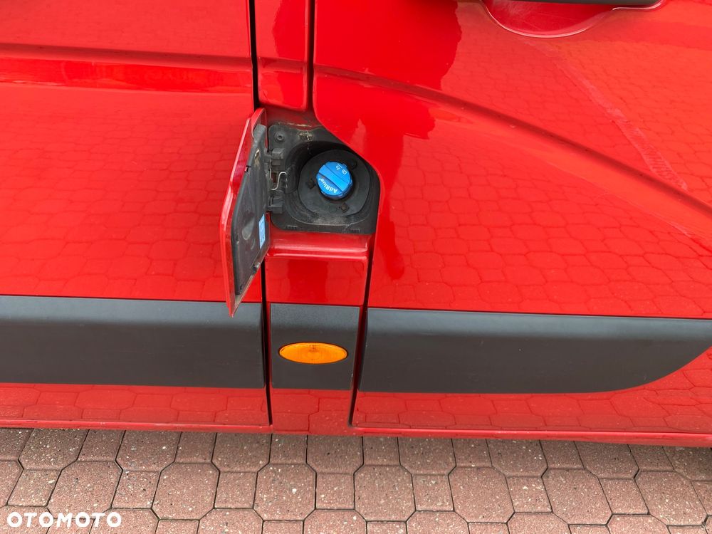 Renault MASTER L3 H2 z regałem warsztatowym , stan bardzo dobry - 25