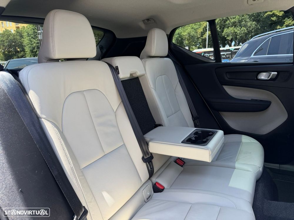 Volvo XC 40 1.5 T5 PHEV Inscription - 25