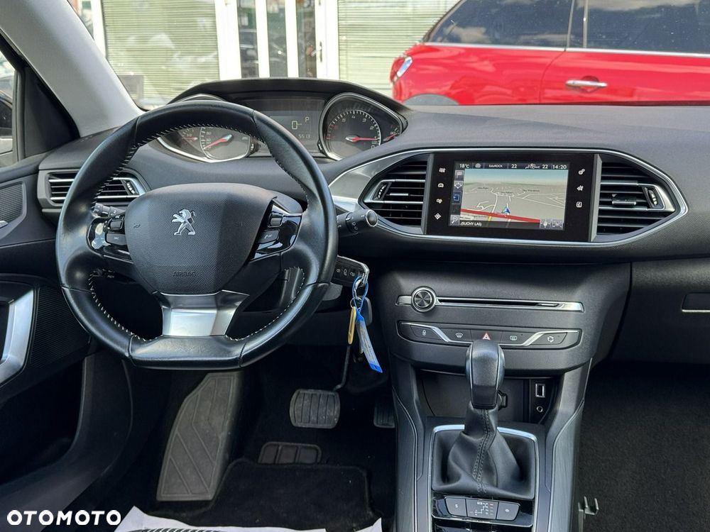 Peugeot 308 - 24