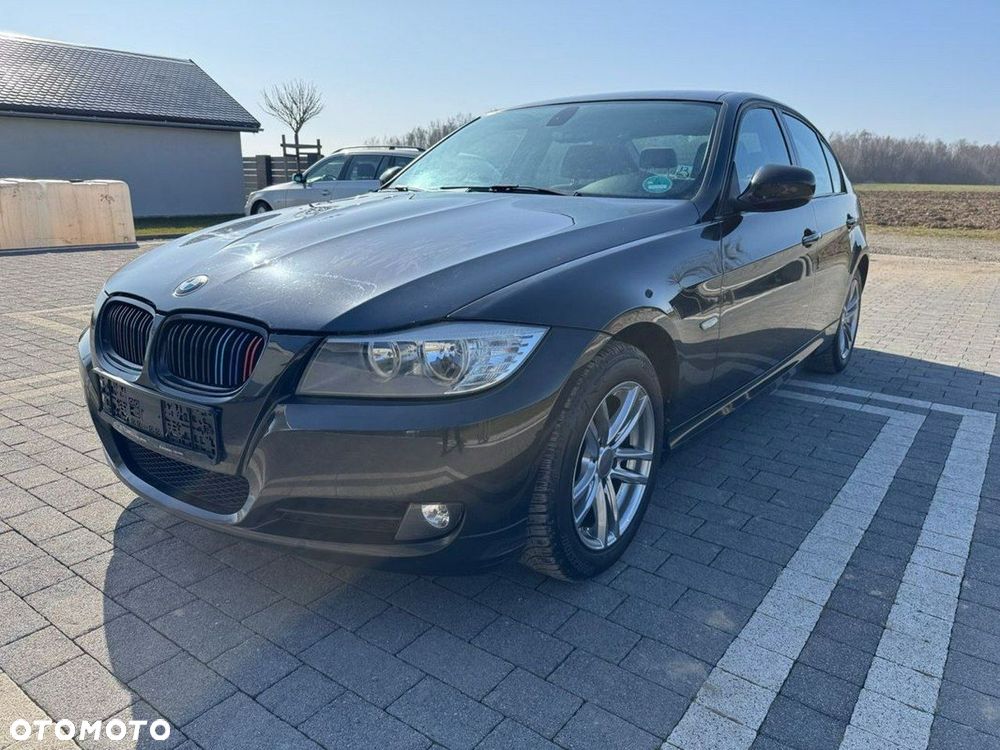 BMW Seria 3 318d DPF Edition Lifestyle - 3