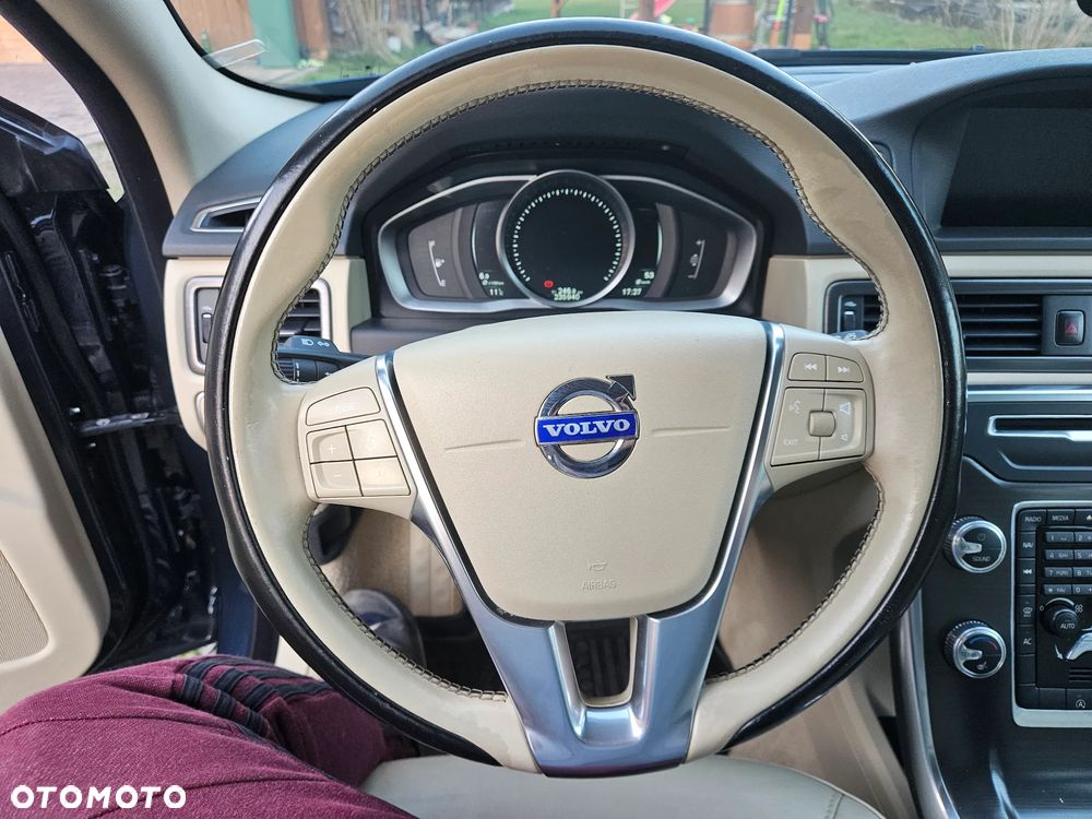Volvo V70 D4 Momentum - 26