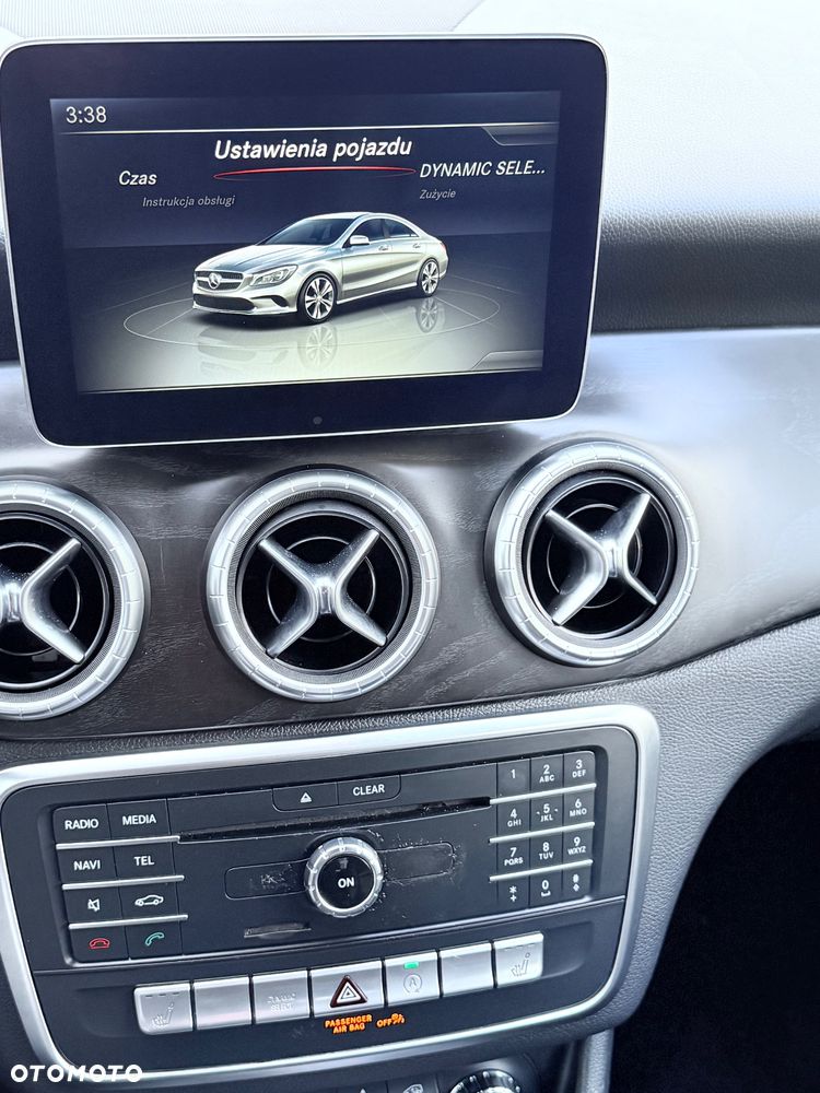 Mercedes-Benz CLA 250 4Matic 7G-DCT AMG Line - 4