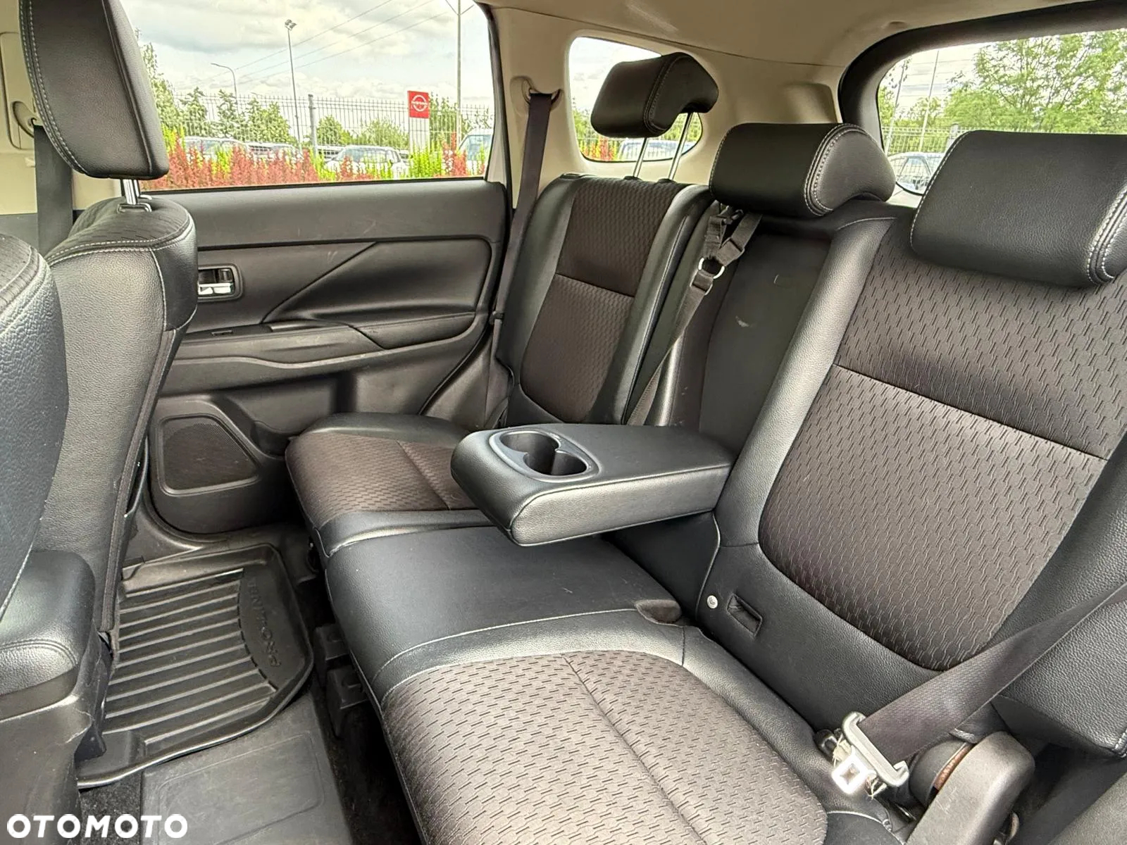 Mitsubishi Outlander PHEV Instyle NAVI - 15