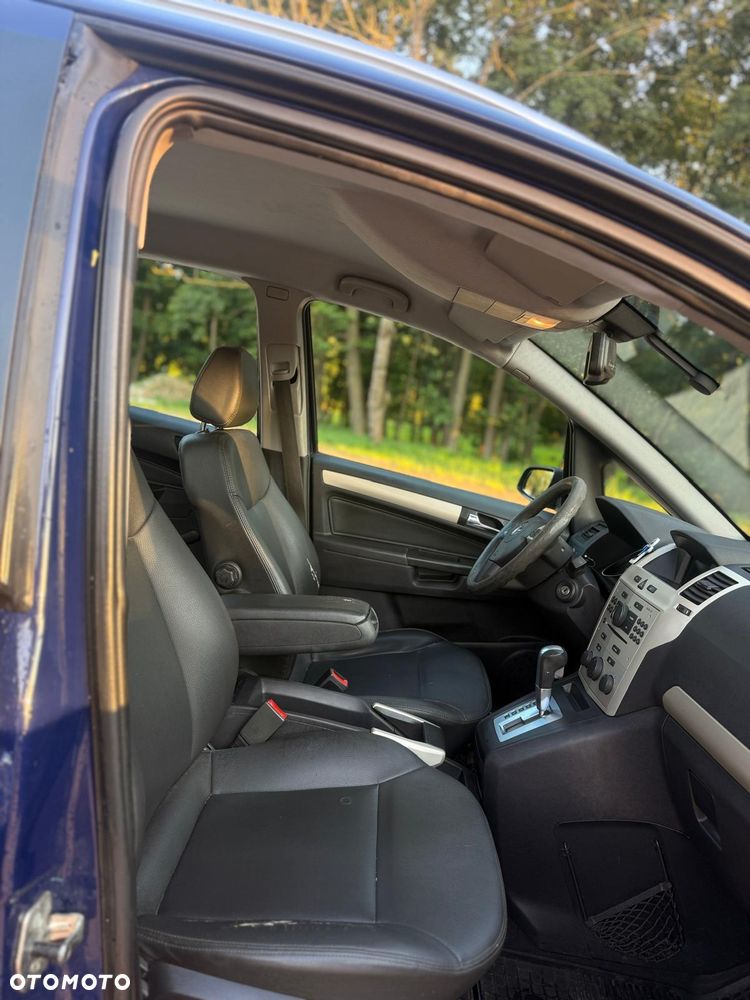 Opel Zafira 1.9 CDTI Automatik - 15