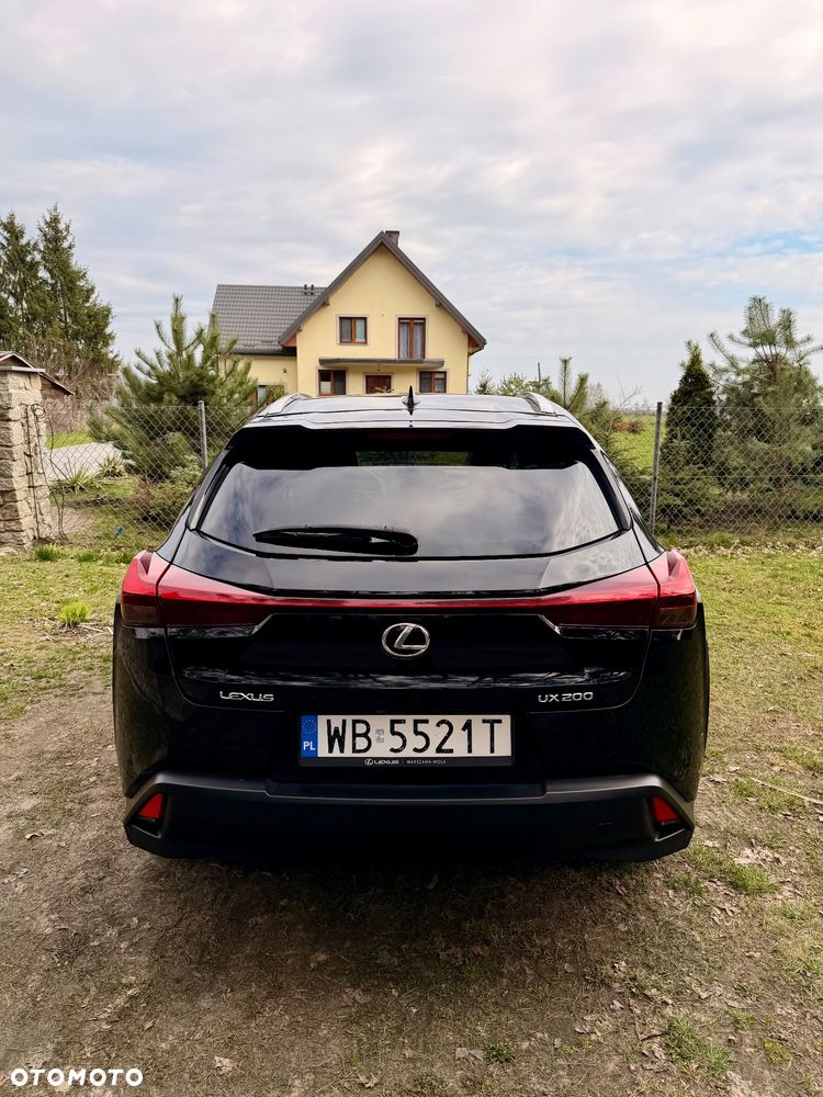 Lexus UX - 6