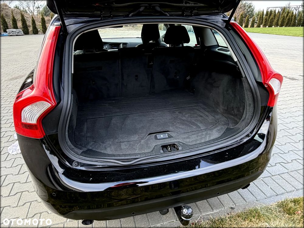 Volvo V60 T3 Edition - 22