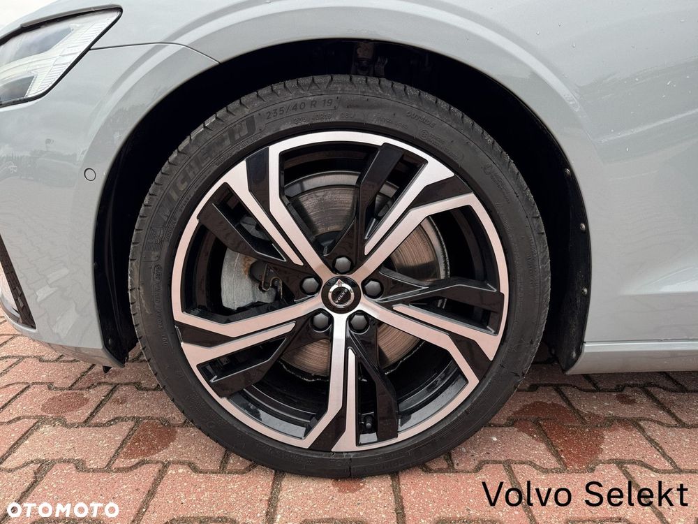 Volvo S60 B5 B AWD Ultimate Dark - 13