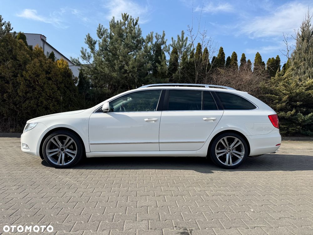 Skoda Superb 2.0 TDI L&K DSG - 26