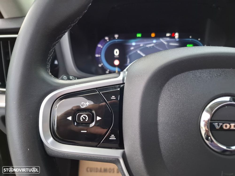 Volvo V60 2.0 T6 AWD TE Plus Bright - 23