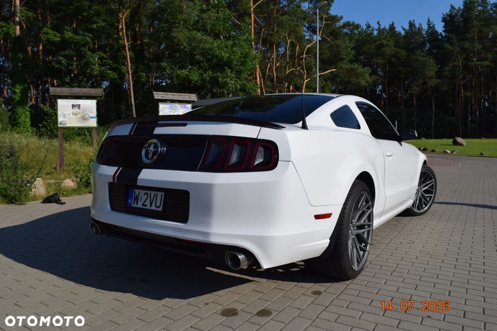 Ford Mustang 3.7 V6 Premium - 4