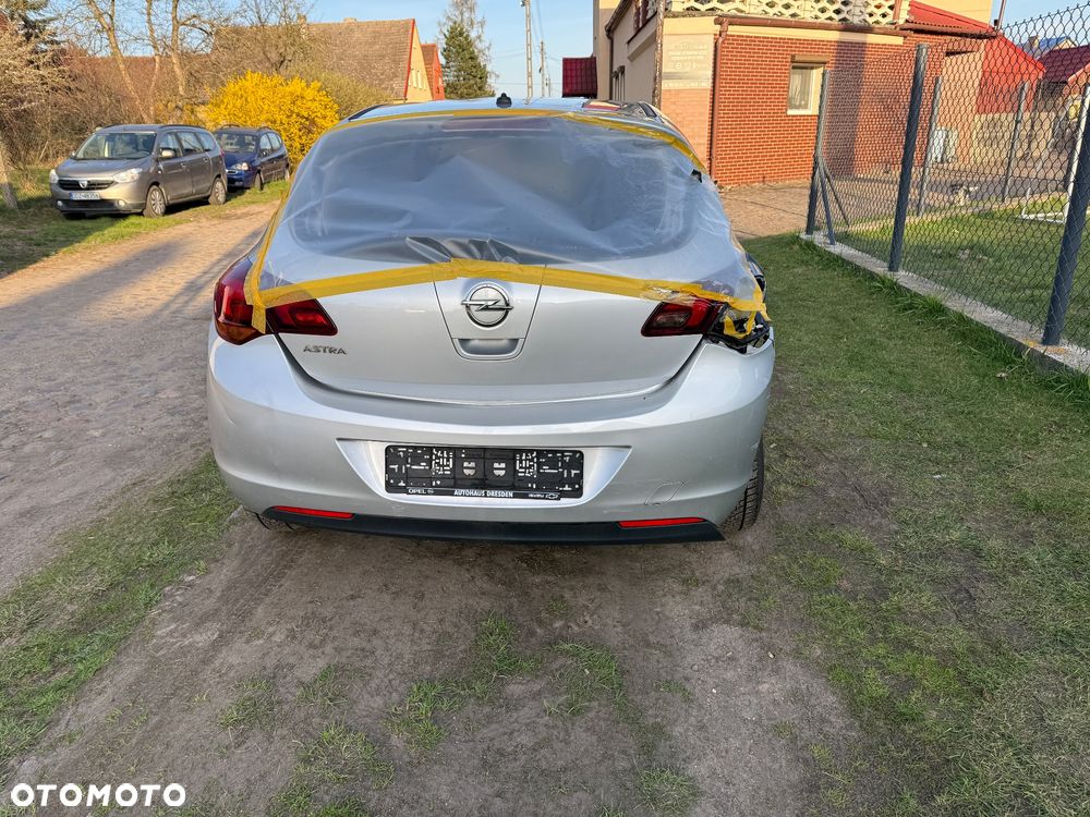 Opel Astra 1.6 Design Edition - 8