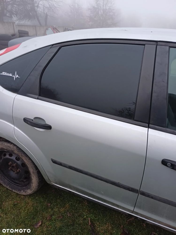 Drzwi lewa prawe Ford Focus mk2 kolor 03 DA3 auto całe na części - 5