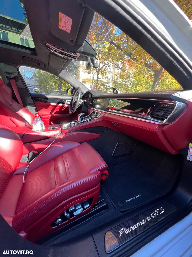 Porsche Panamera 4S Sport Turismo - 4
