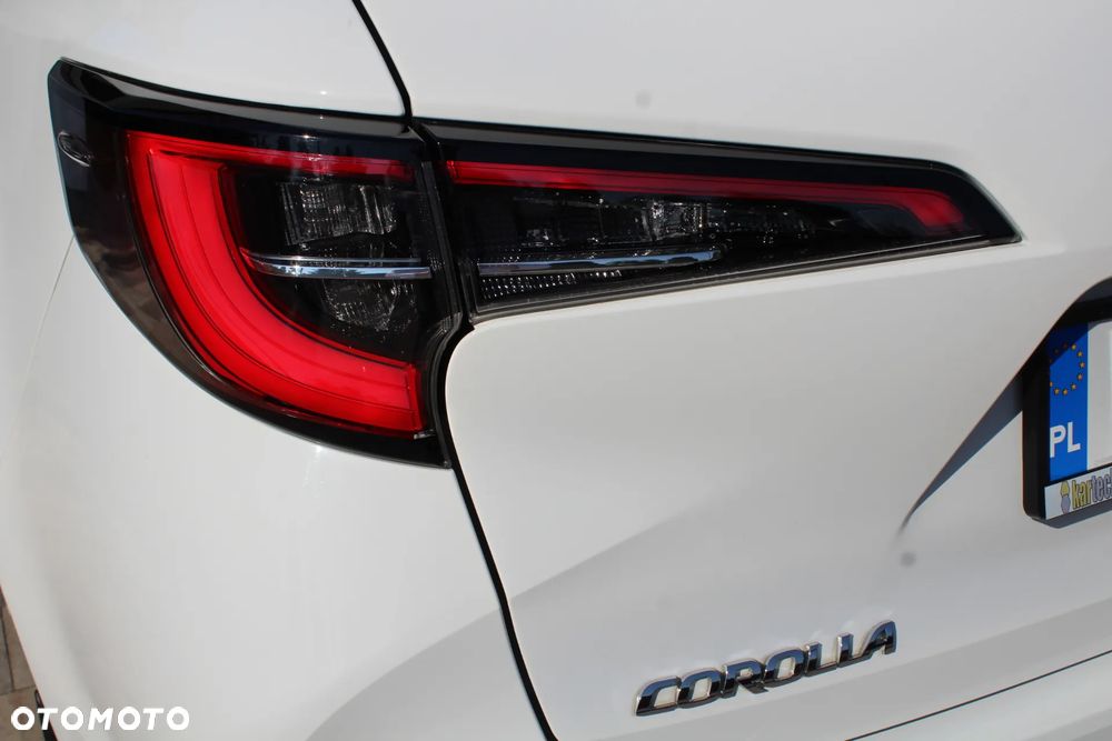 Toyota Corolla 1.8 Hybrid Comfort - 12