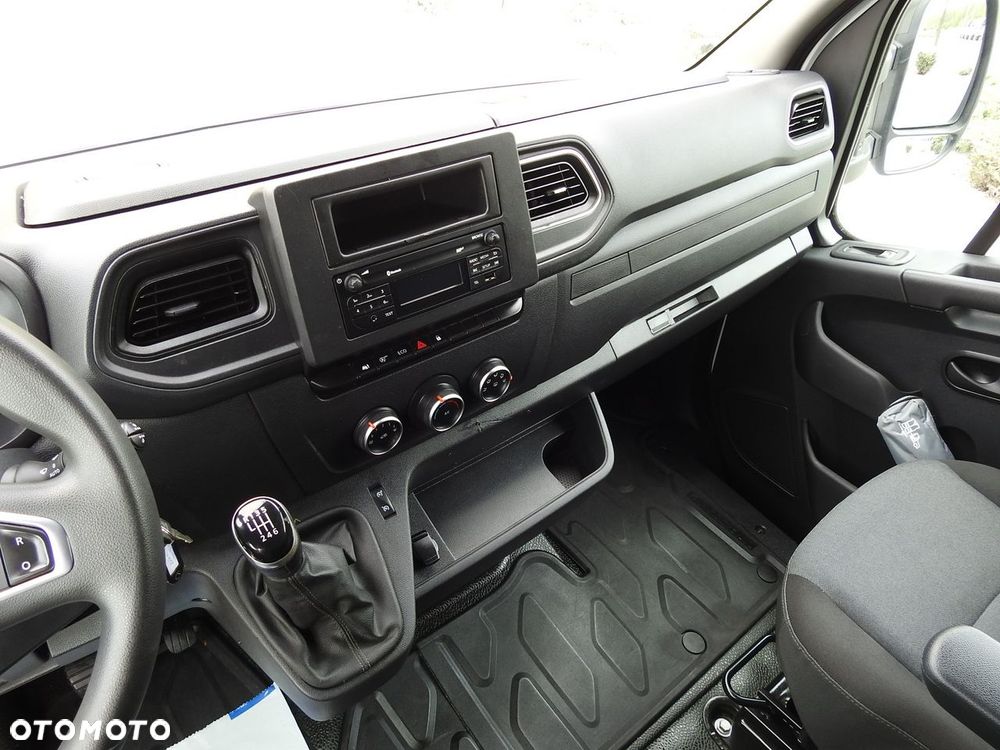 Renault MASTER PLANDEKA 10 PALET WEBASTO TEMPOMAT KLIMATYZACJA LEDY PNEUMATYKA  165KM - 30