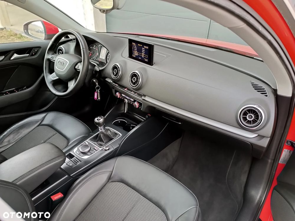 Audi A3 Sportback 1.6 TDI (clean diesel) Ambiente - 14