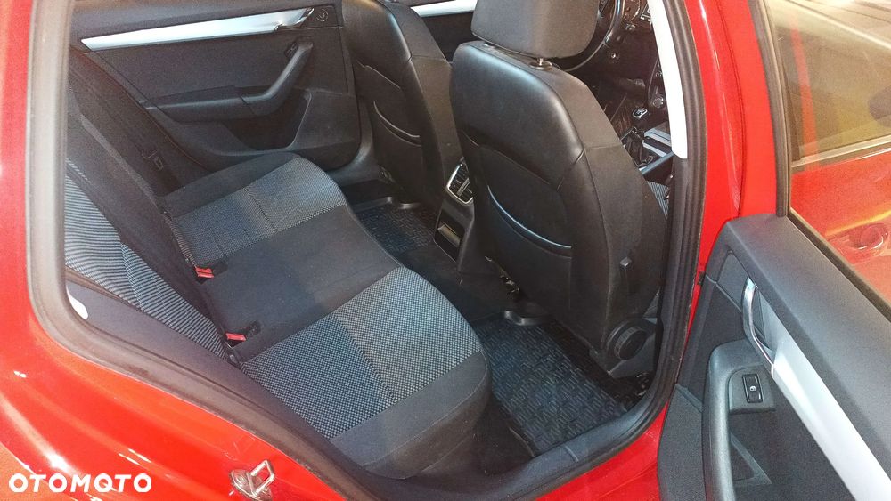 Skoda Octavia 1.6 TDI Ambition - 11