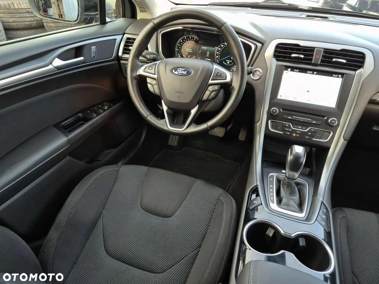 Ford Mondeo - 25