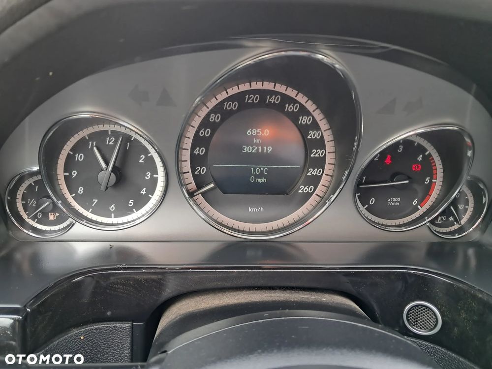 Mercedes-Benz Klasa E 200 CDI Avantgarde - 28