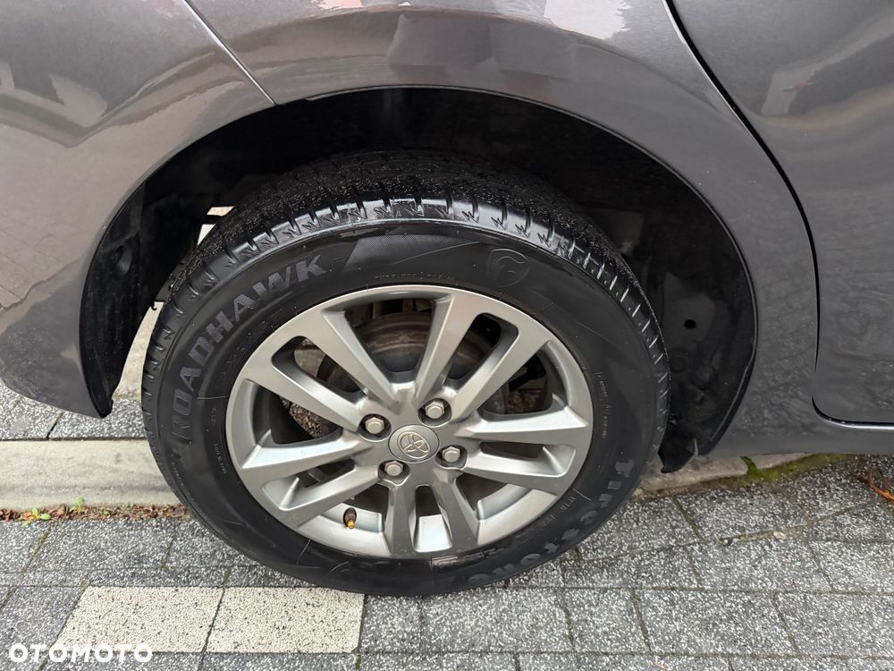 Toyota Yaris - 15