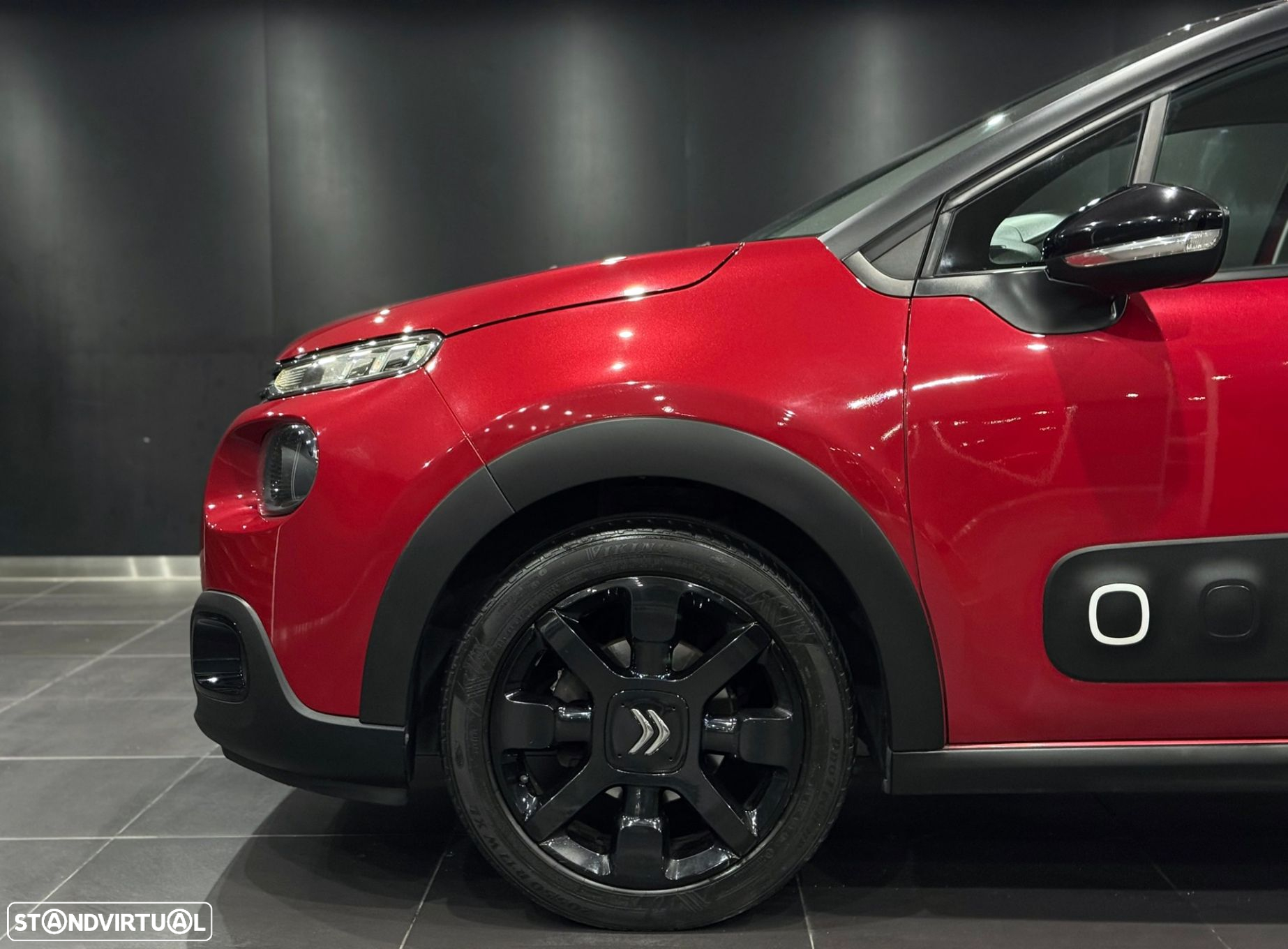 Citroën C3 1.2 PureTech Shine - 3