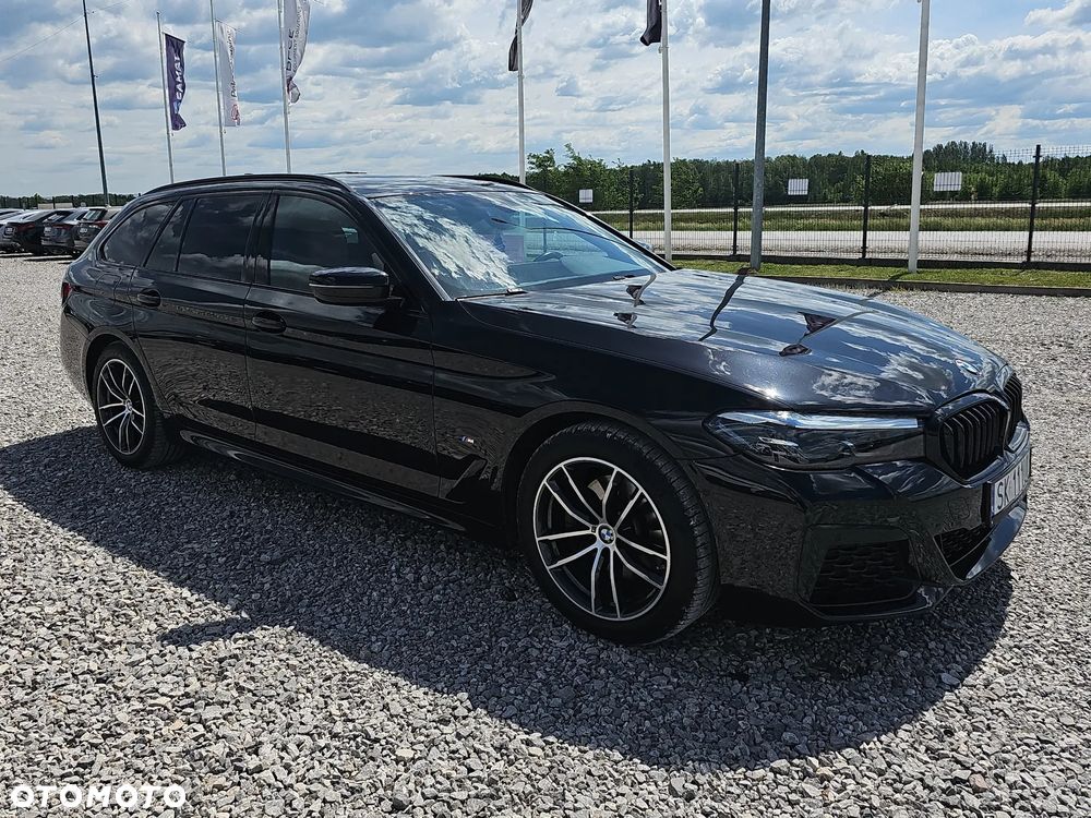 BMW Seria 5 520d xDrive mHEV M Sport sport - 3