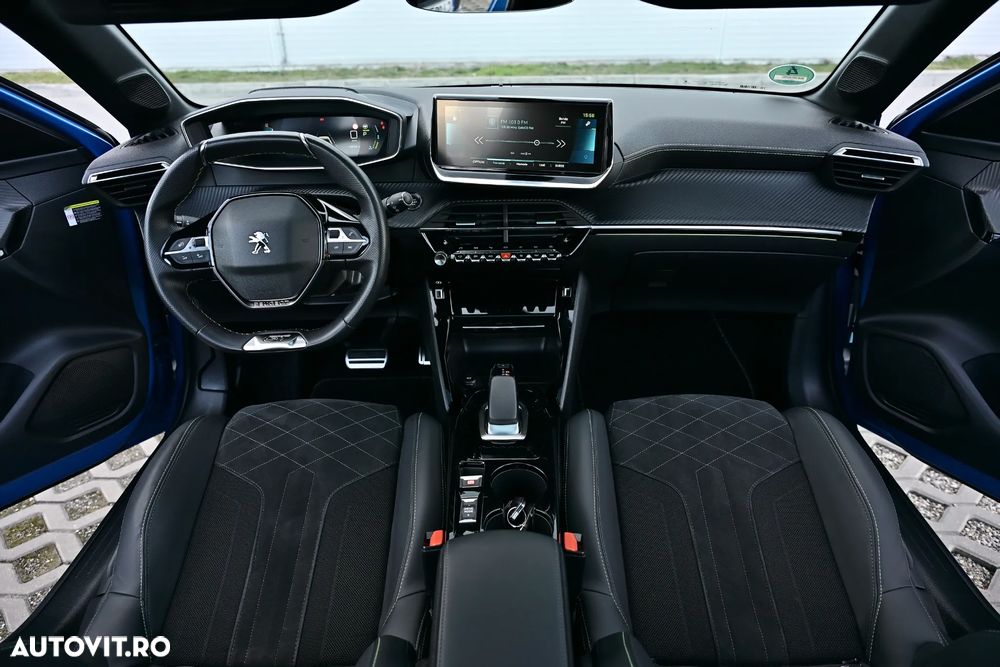 Peugeot 208 e-208 GT-Line - 22