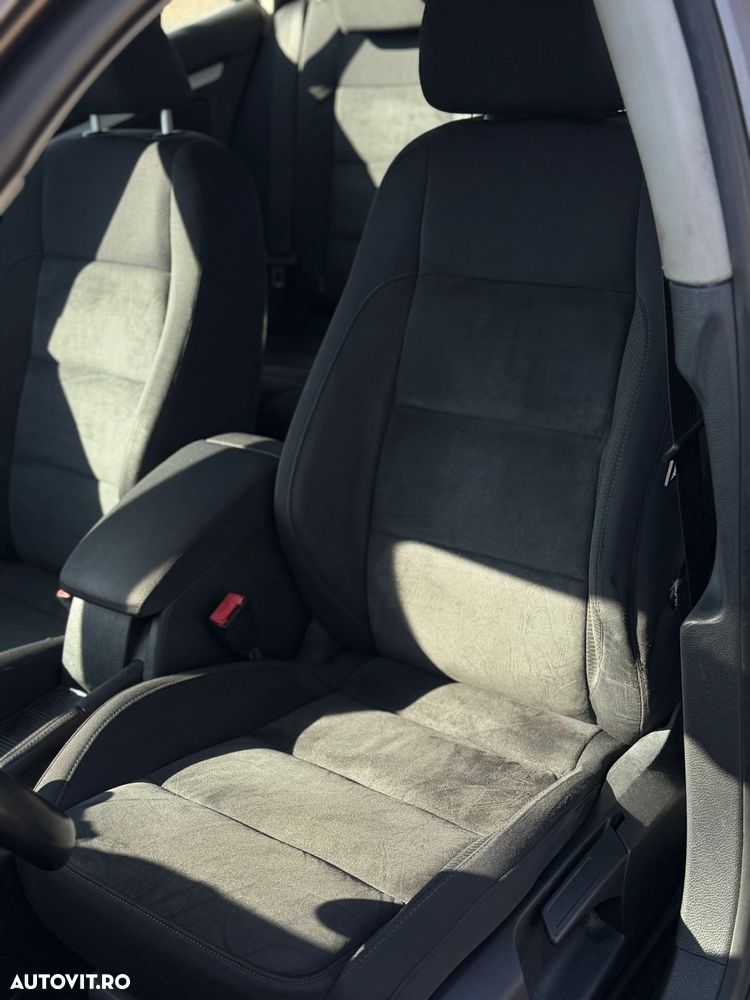 Volkswagen Golf 1.6 TDI DPF Style - 13