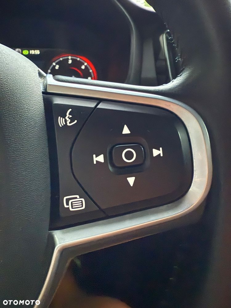 Volvo V60 D3 Momentum Pro - 19