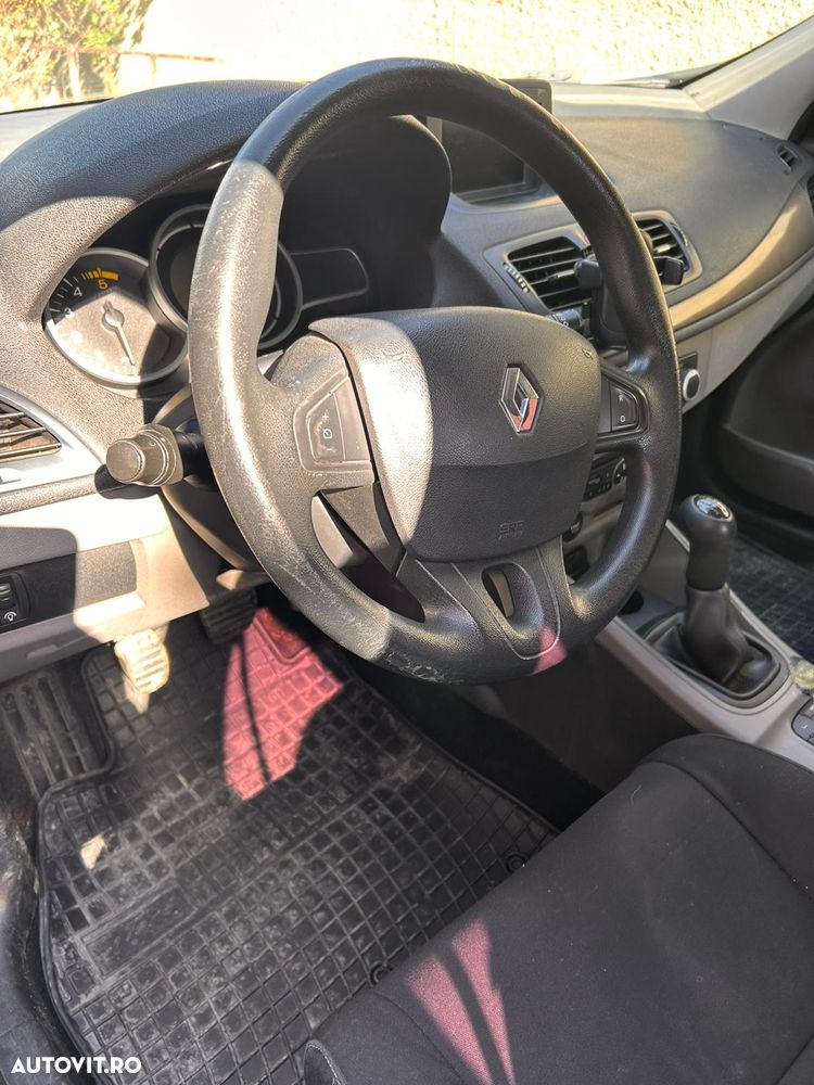 Renault Megane 1.5 dCi Authentique - 11