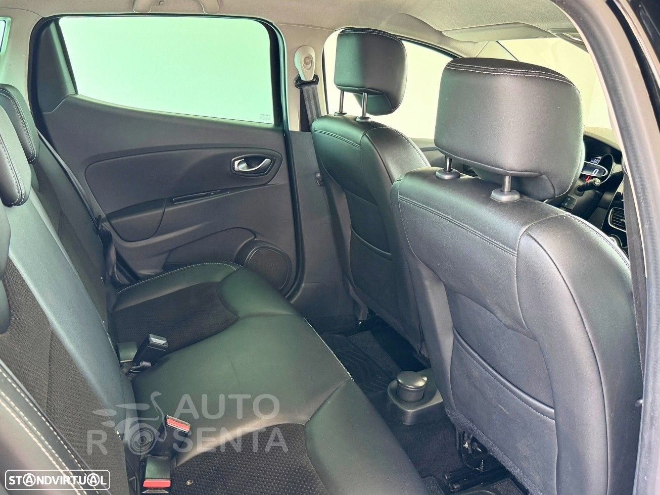 Renault Clio - 18