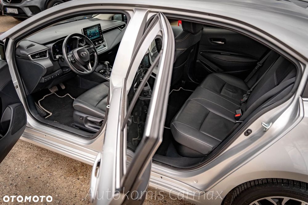 Toyota Corolla 1.8 Hybrid Executive - 13