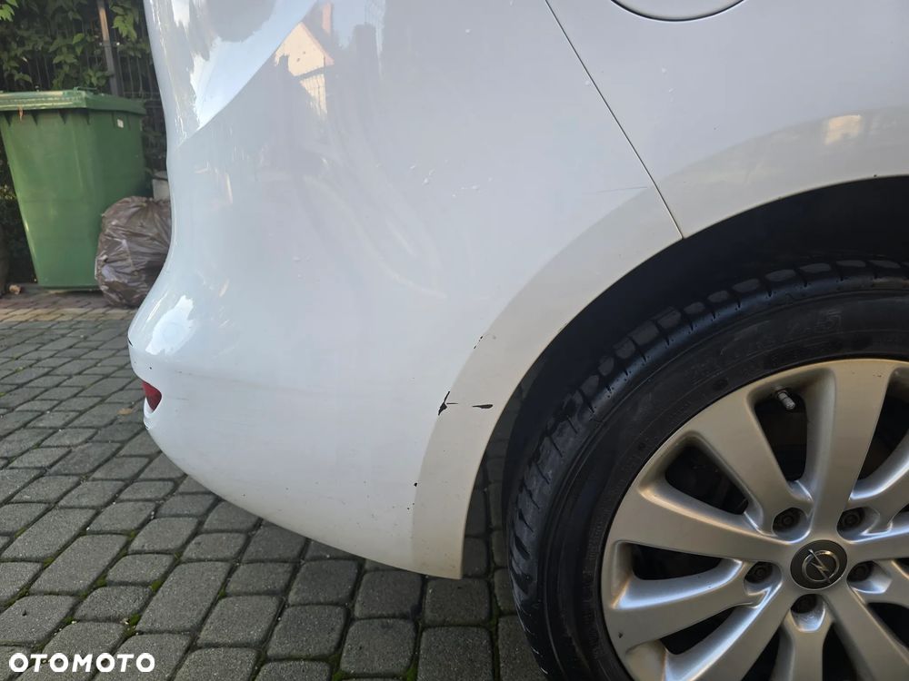 Opel Zafira - 24