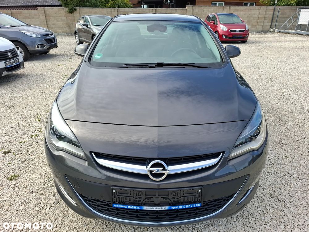 Opel Astra 1.6 T SIDI Cosmo S&S - 3